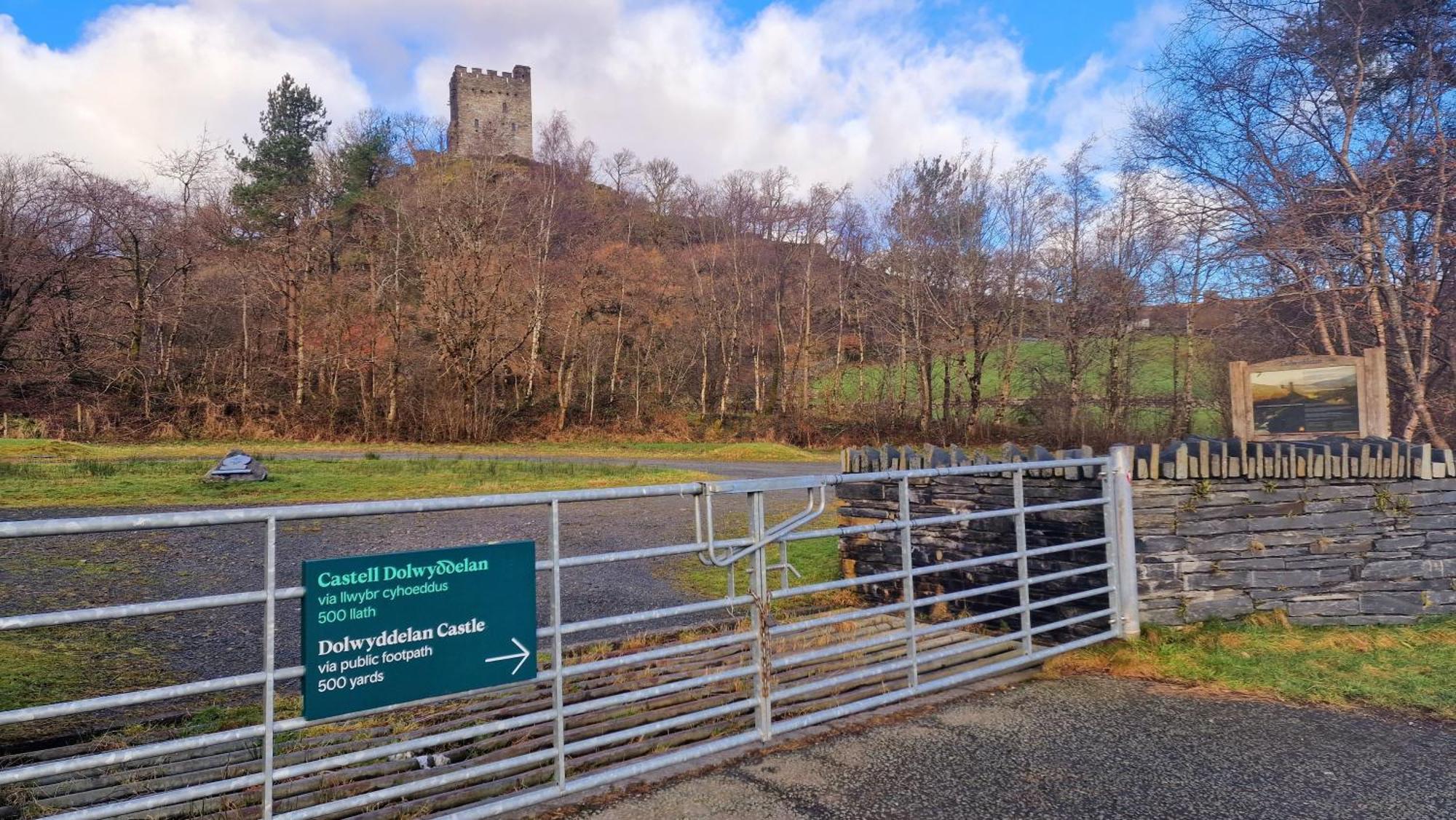 Y Gwydyr Hotel - Dolwyddelan エクステリア 写真